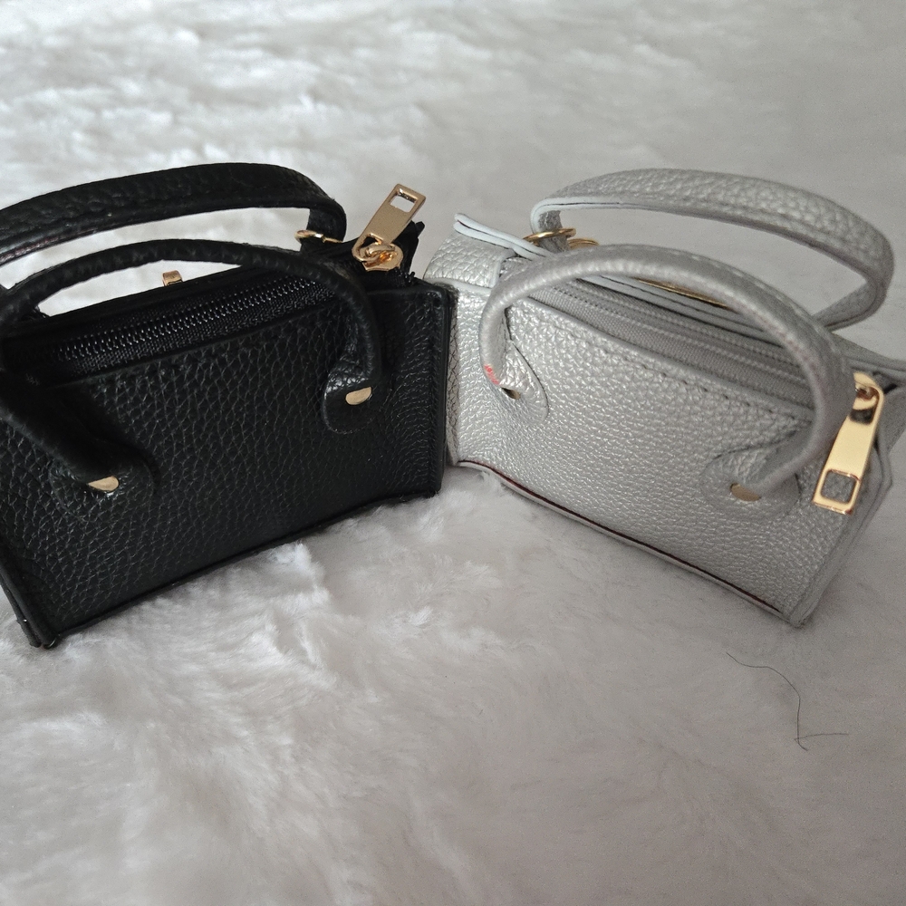Mini Wallet Purse Bag Charm/Keychain SILVER or BLACK⭐️NWT - Picture 3 of 15